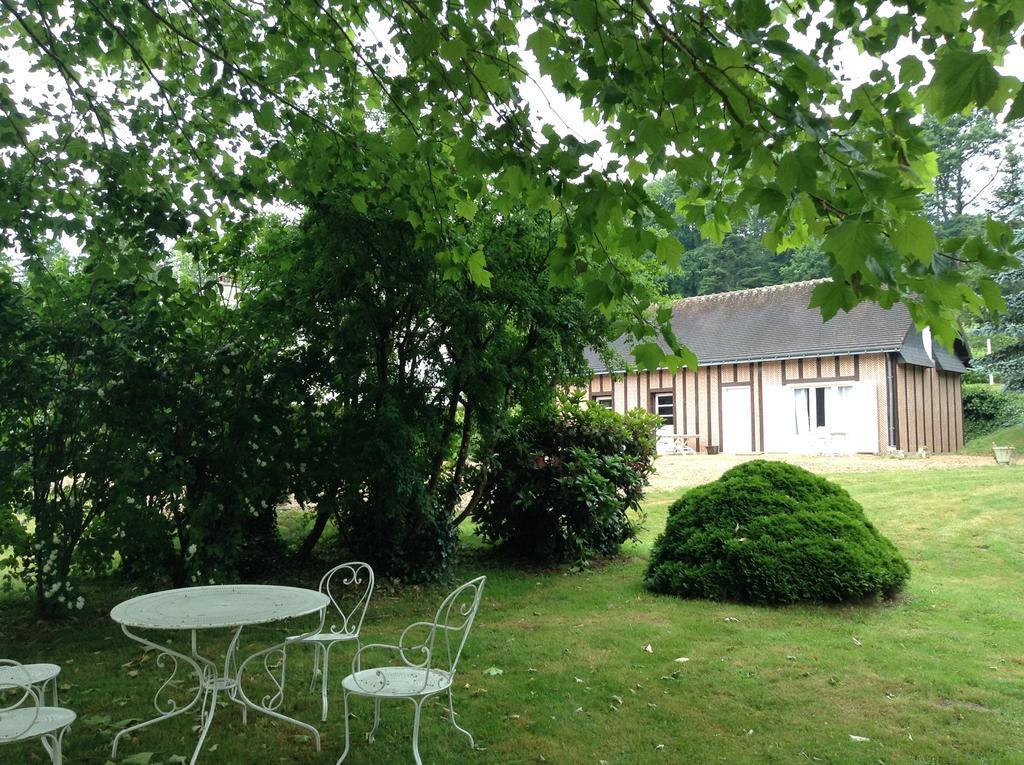 La Maison D'Ambre Saint-Laurent-en-Gatines Экстерьер фото